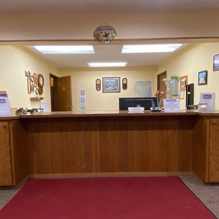 Amerivu Inn Prentice Dış mekan fotoğraf