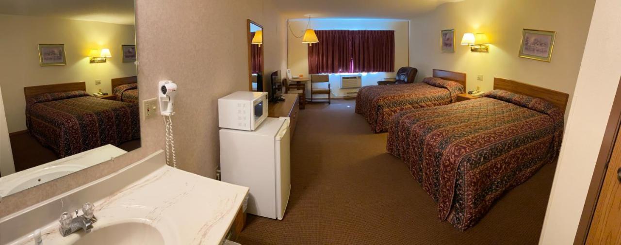 Amerivu Inn Prentice Dış mekan fotoğraf