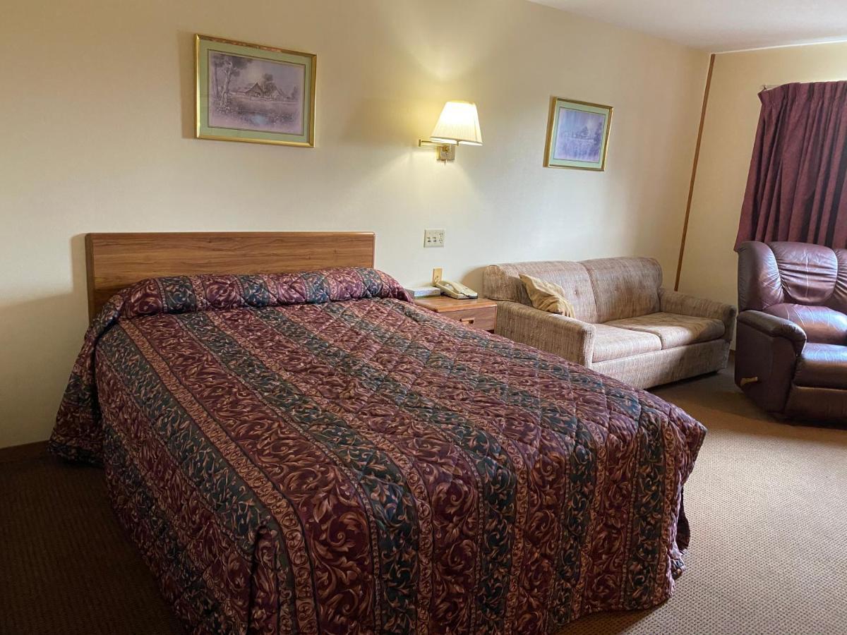 Amerivu Inn Prentice Dış mekan fotoğraf